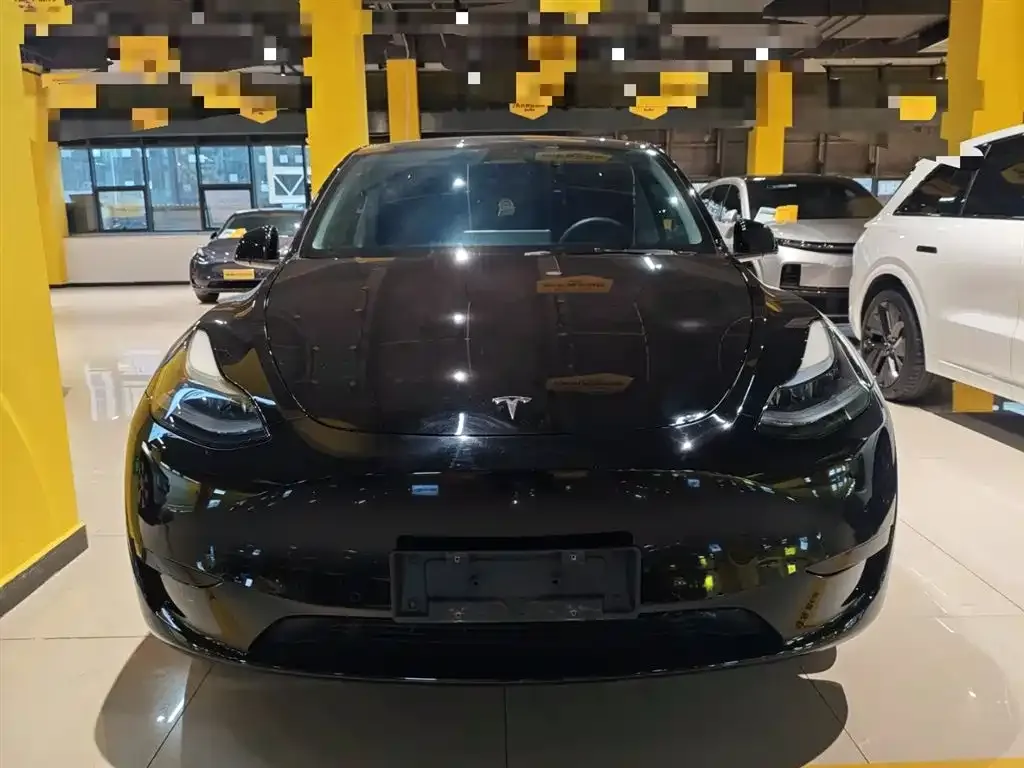Tesla Model Y — фото 7