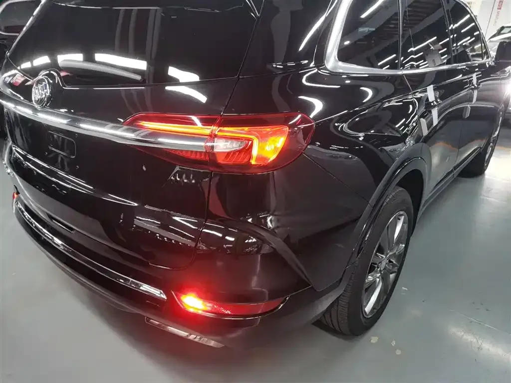 Buick Enclave — фото 4