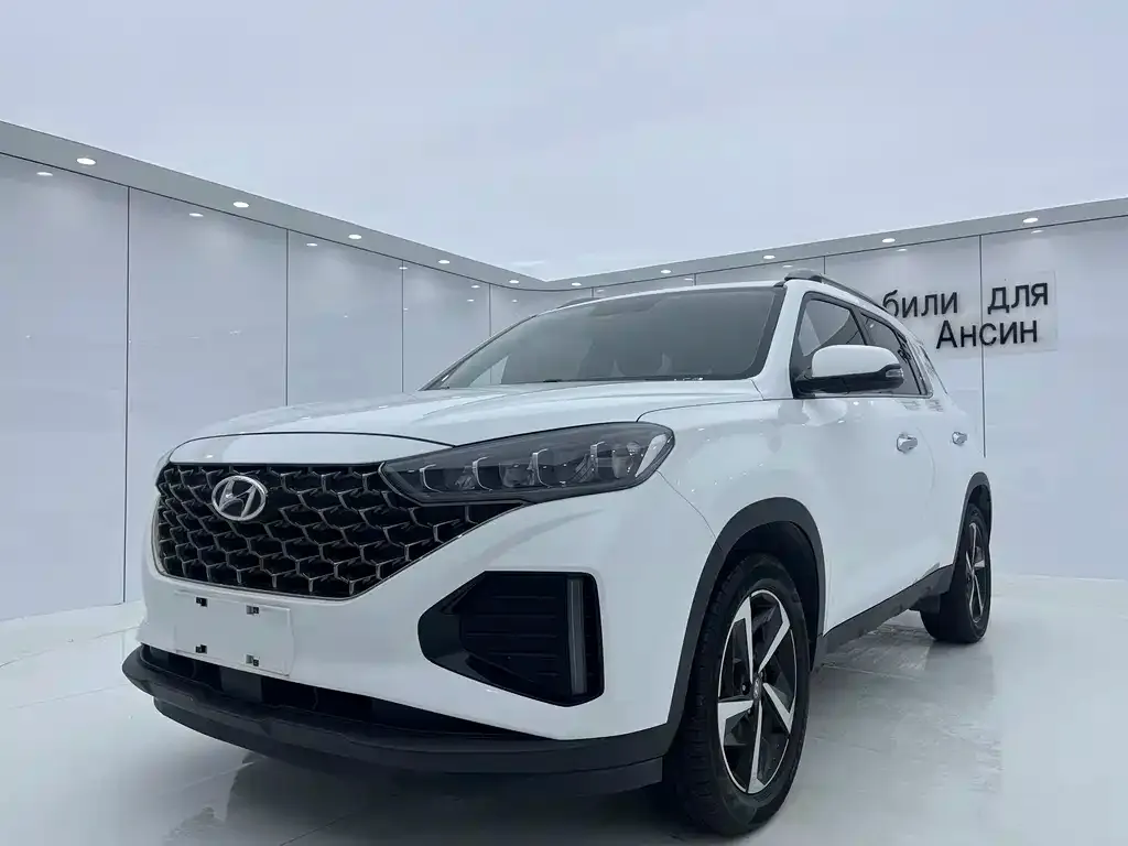 Hyundai ix35 — фото 1