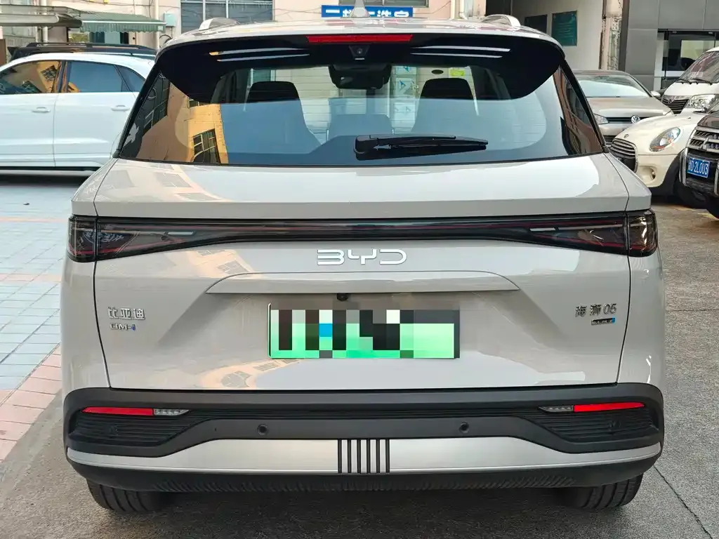 BYD Seal 05 DM-i — фото 4