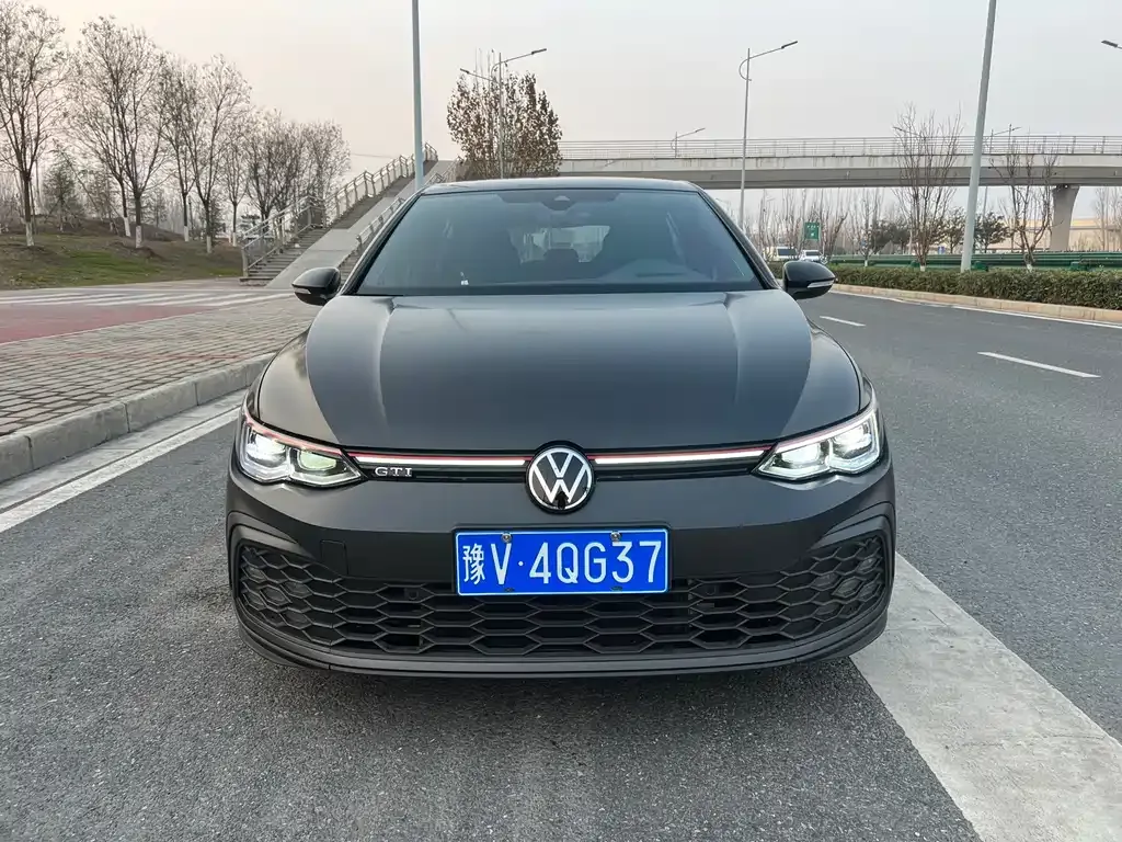 Volkswagen Golf GTI — фото 4