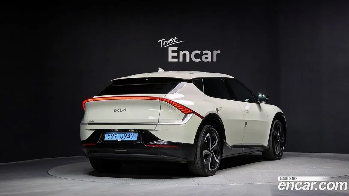 Kia EV6 — фото 5