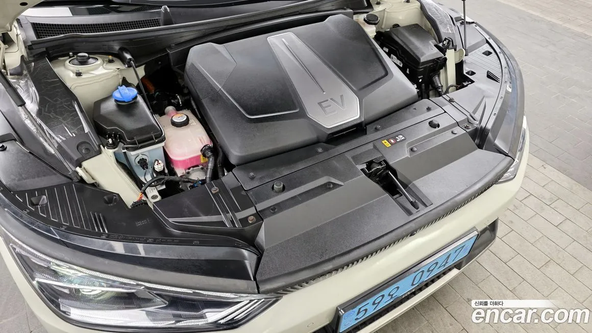 Kia EV6 — фото 9