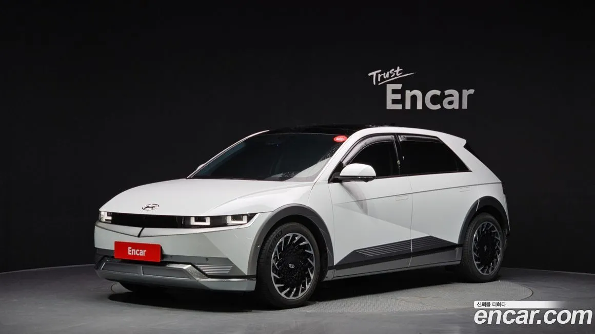 Hyundai Ioniq5 — фото 1