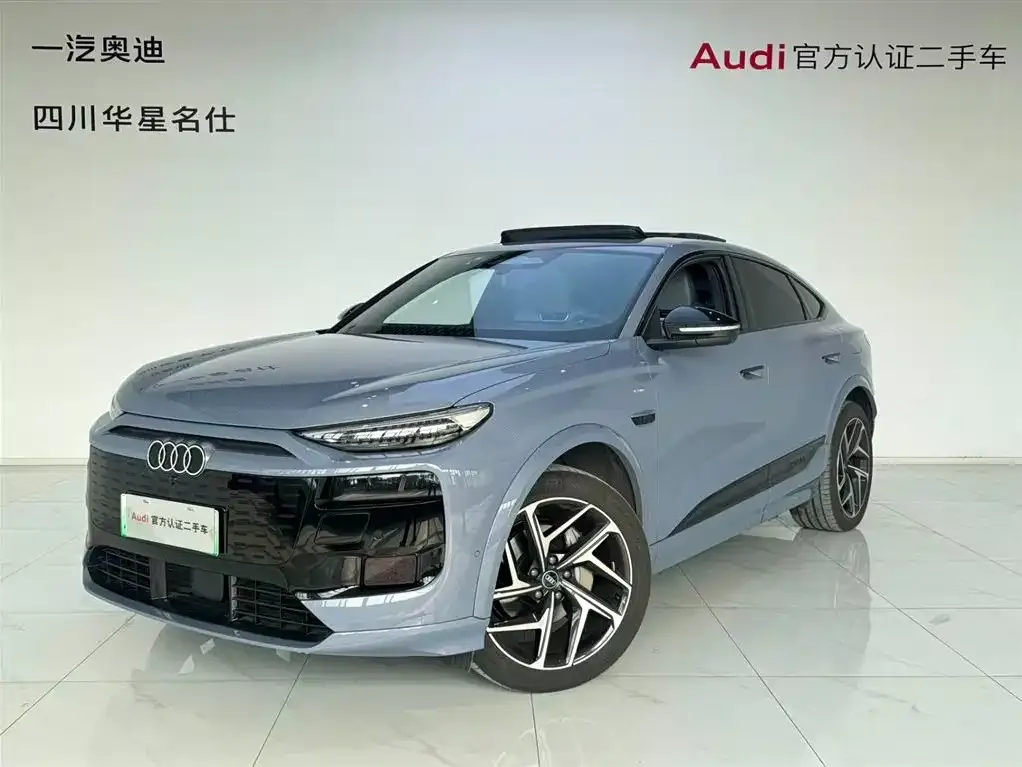 Audi Q6L Sportback e-tron — фото 1