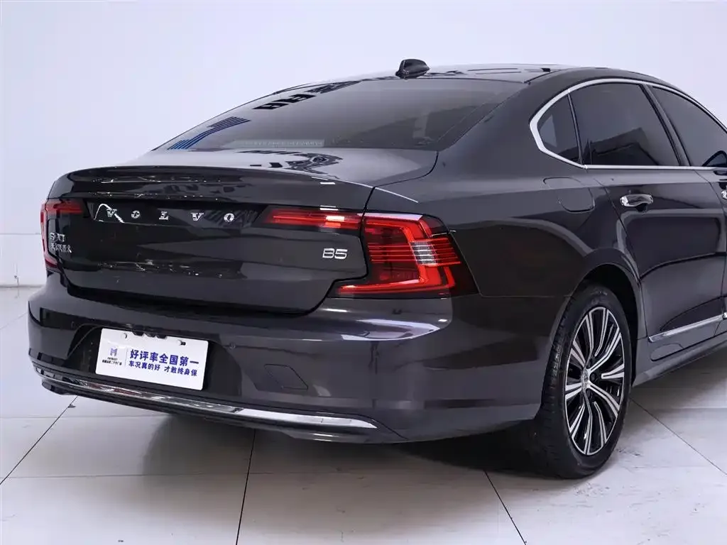 Volvo S90 — фото 8