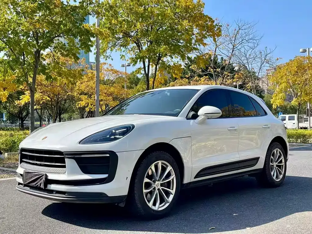 Porsche Macan — фото 1