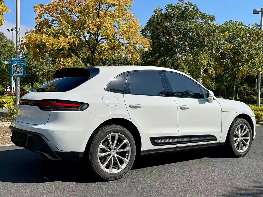 Porsche Macan — фото 8
