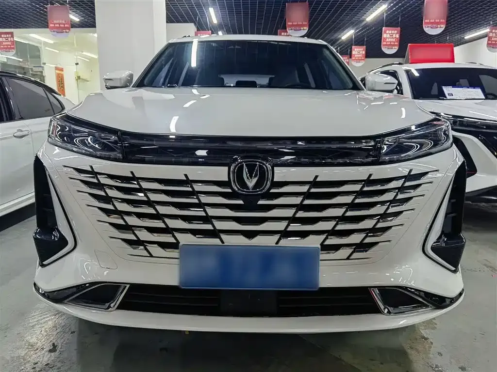 Changan CS75PLUS — фото 9