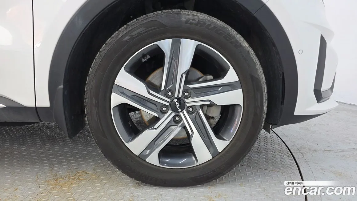 Kia Sorento — фото 5