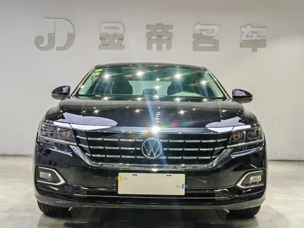 Volkswagen Passat — фото 3