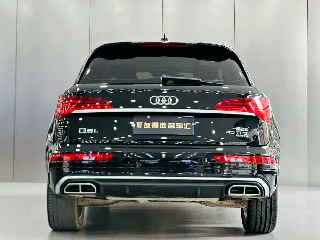 Audi Q5L — фото 3