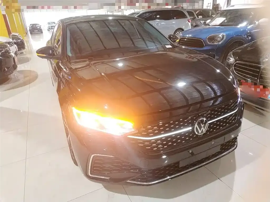 Volkswagen Passat — фото 3