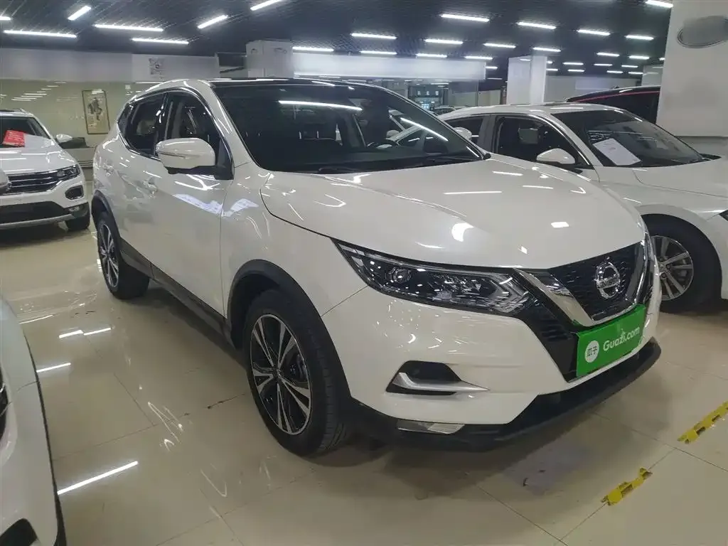 Nissan Qashqai — фото 9