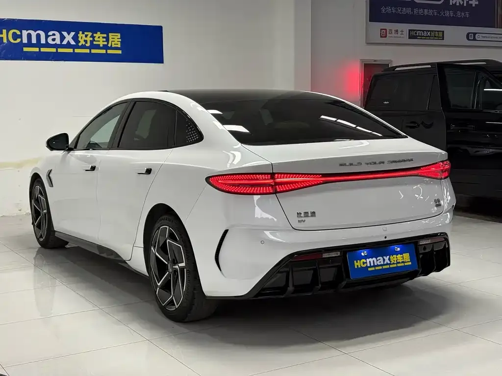 BYD Seal — фото 7