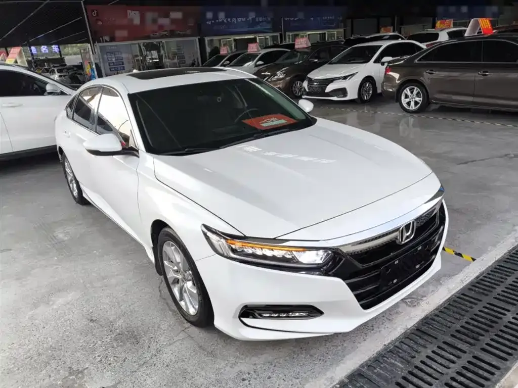 Honda Accord — фото 4
