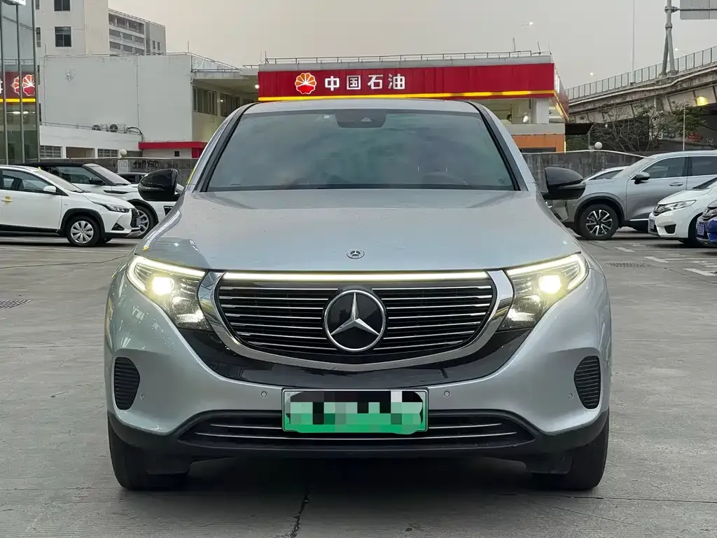 Mercedes-Benz EQC — фото 3