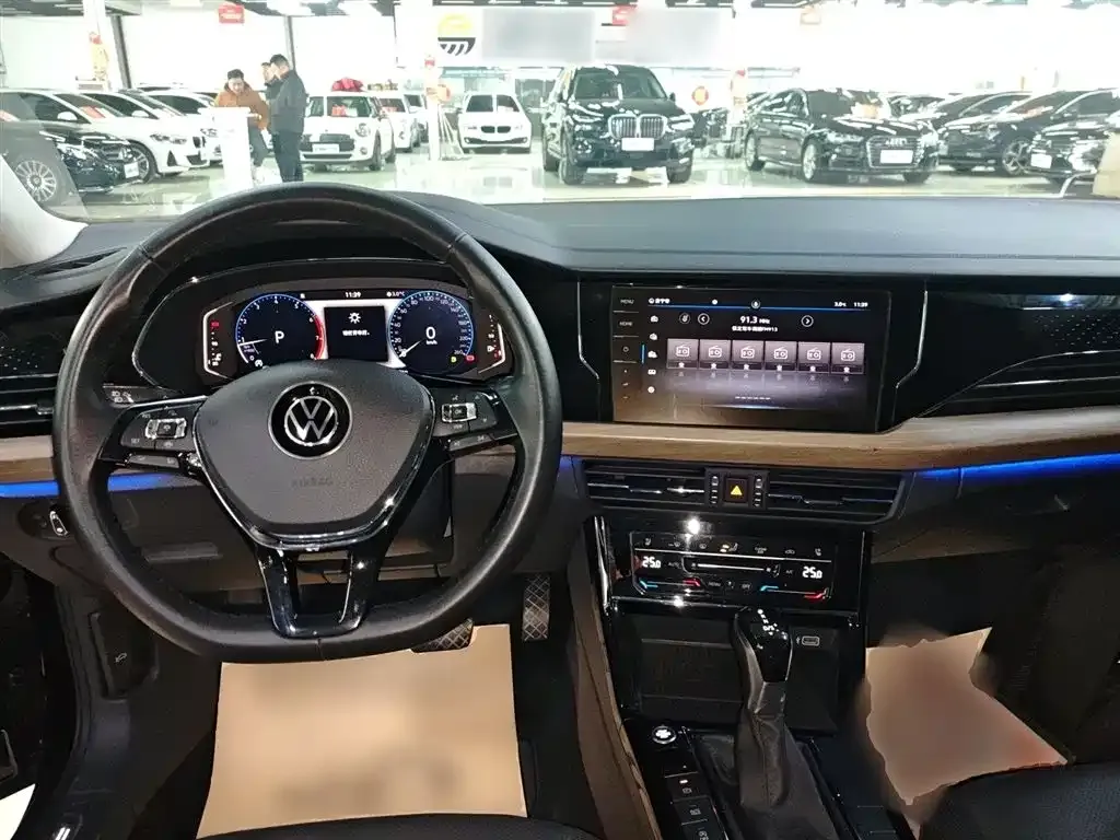 Volkswagen Passat — фото 7