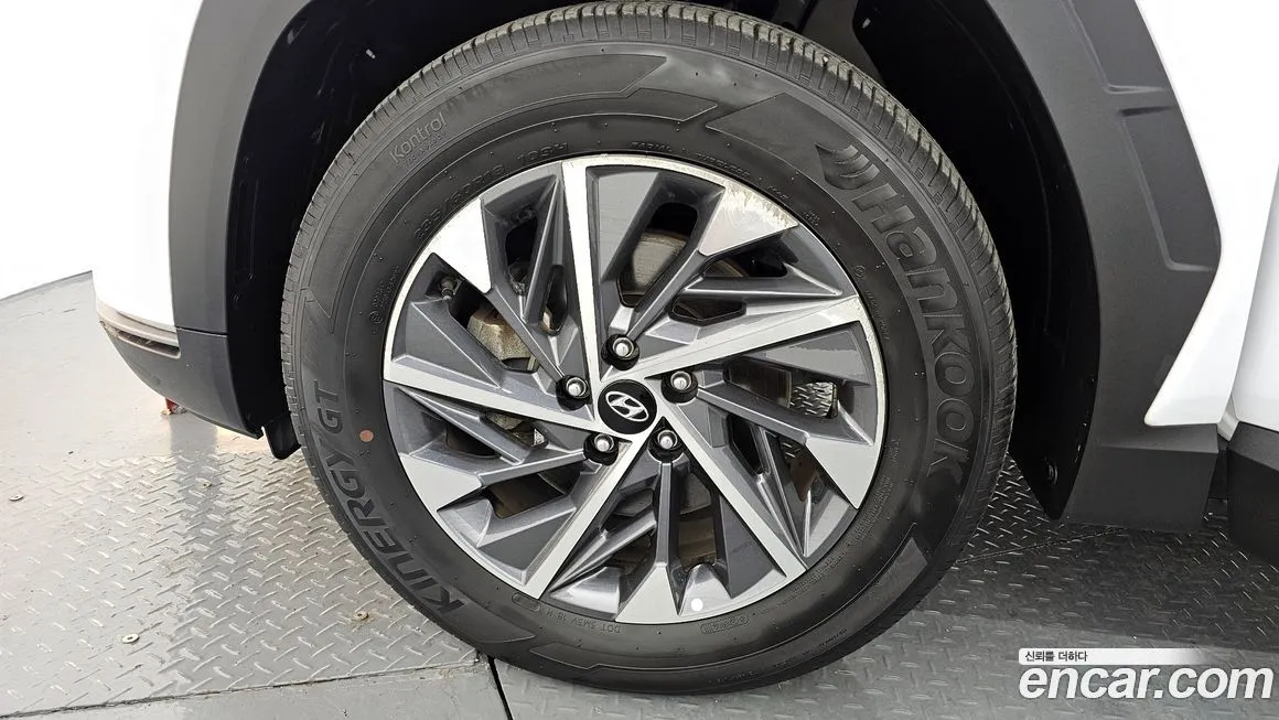 Hyundai Tucson — фото 9