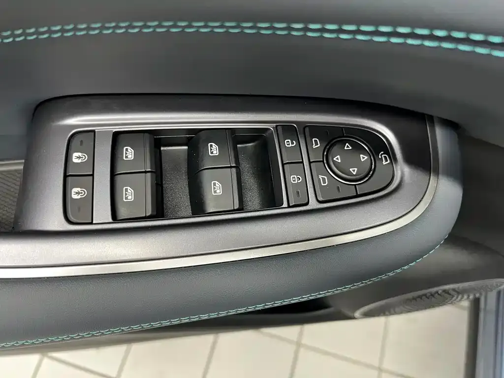 BYD Hiace 07 DM-i — фото 2