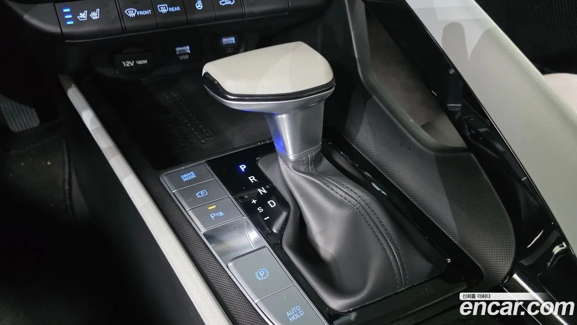 Hyundai AVANTE — фото 9