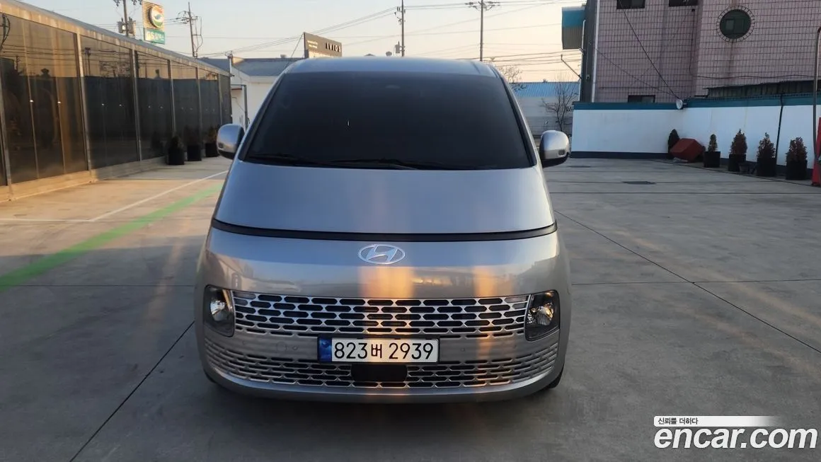 Hyundai Staria — фото 3