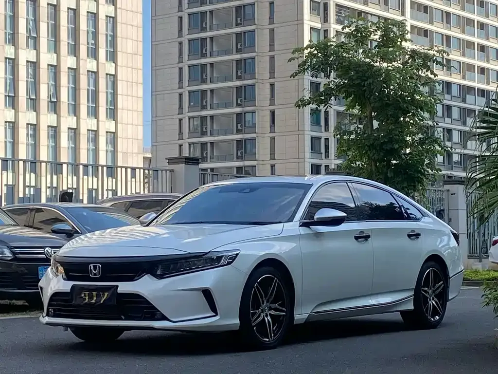 Honda Inspire — фото 1
