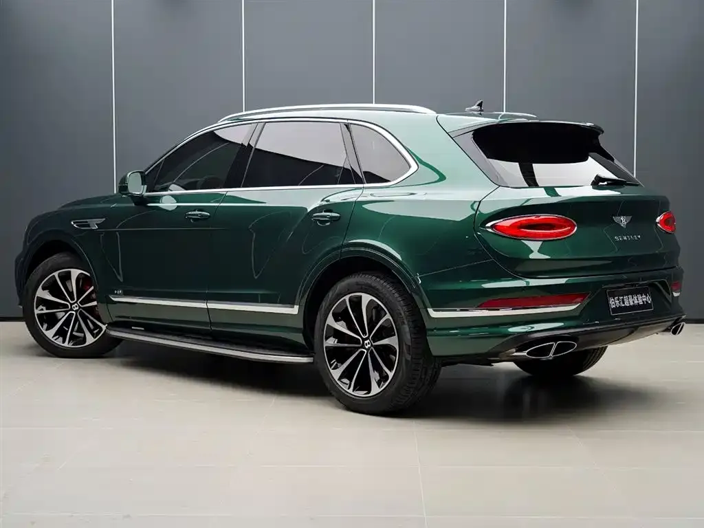 Bentley Bentayga — фото 4
