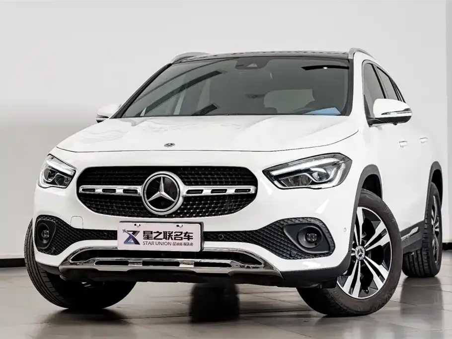Mercedes-Benz GLA — фото 6