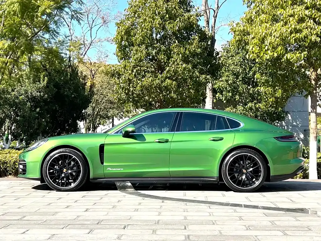 Porsche Panamera — фото 10