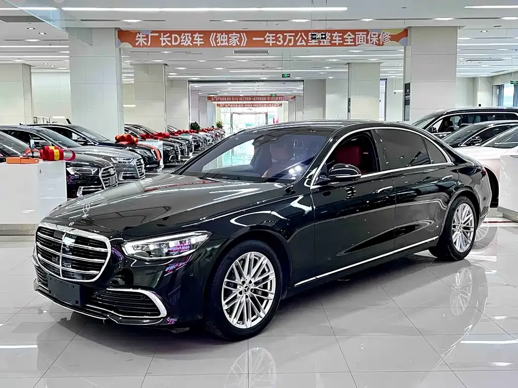 Mercedes-Benz S-Class — фото 1