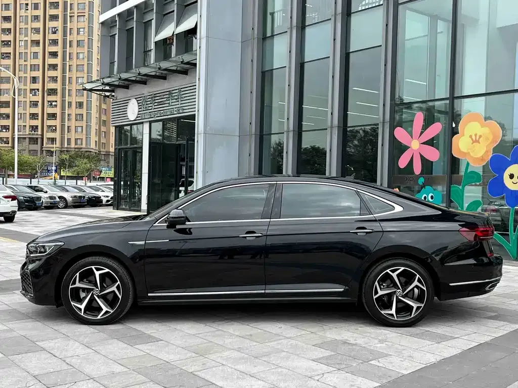 Volkswagen Passat — фото 3