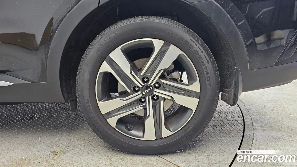 Kia Sorento — фото 5