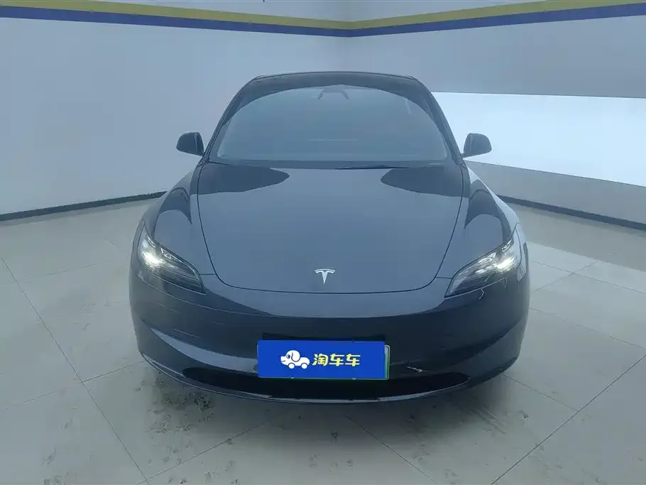 Tesla Model 3 — фото 8