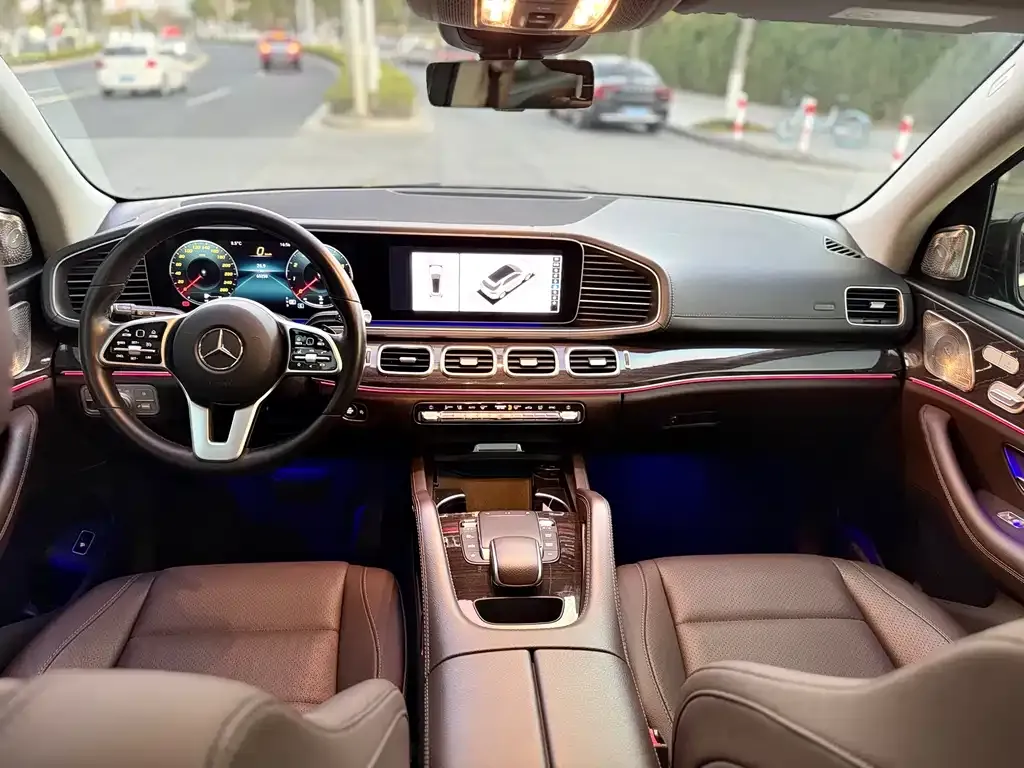 Mercedes-Benz GLE — фото 6