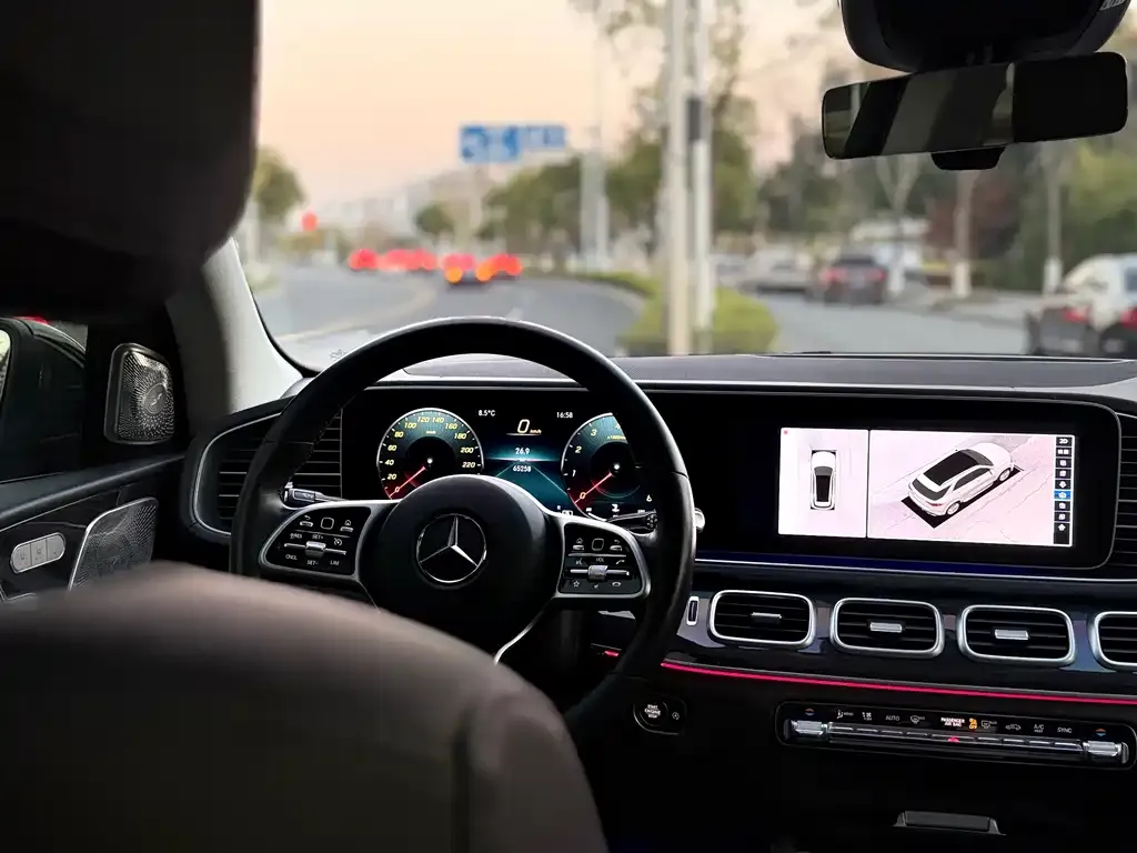Mercedes-Benz GLE — фото 10