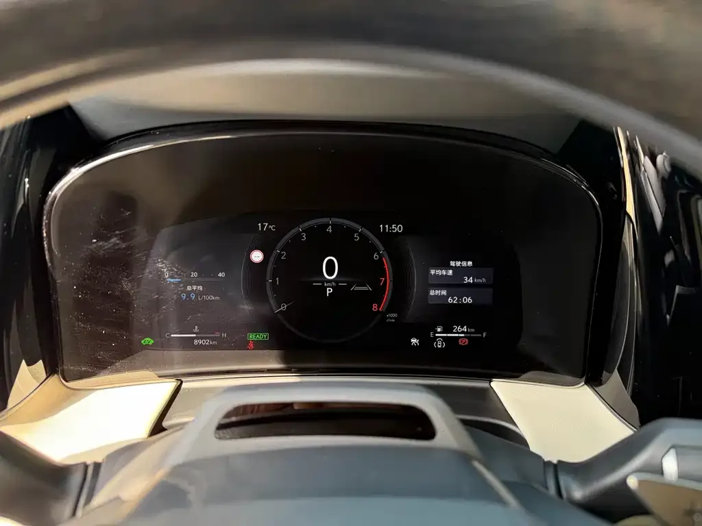 Lexus LM — фото 5