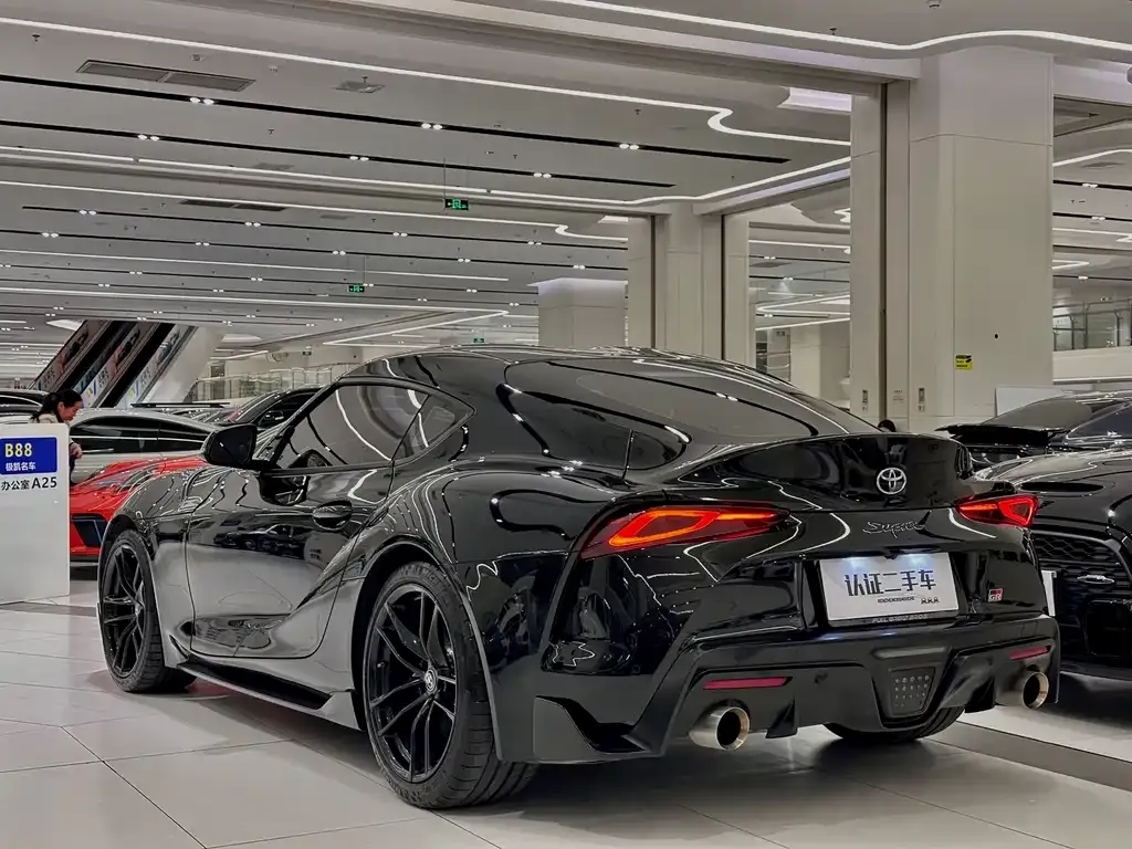 Toyota Supra — фото 10