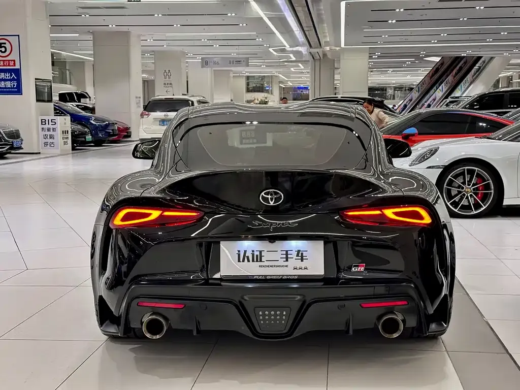 Toyota Supra — фото 5