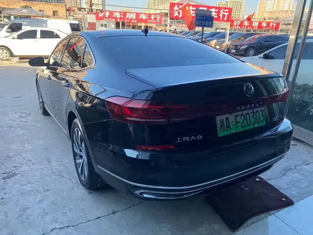 Volkswagen Passat New Energy — фото 4