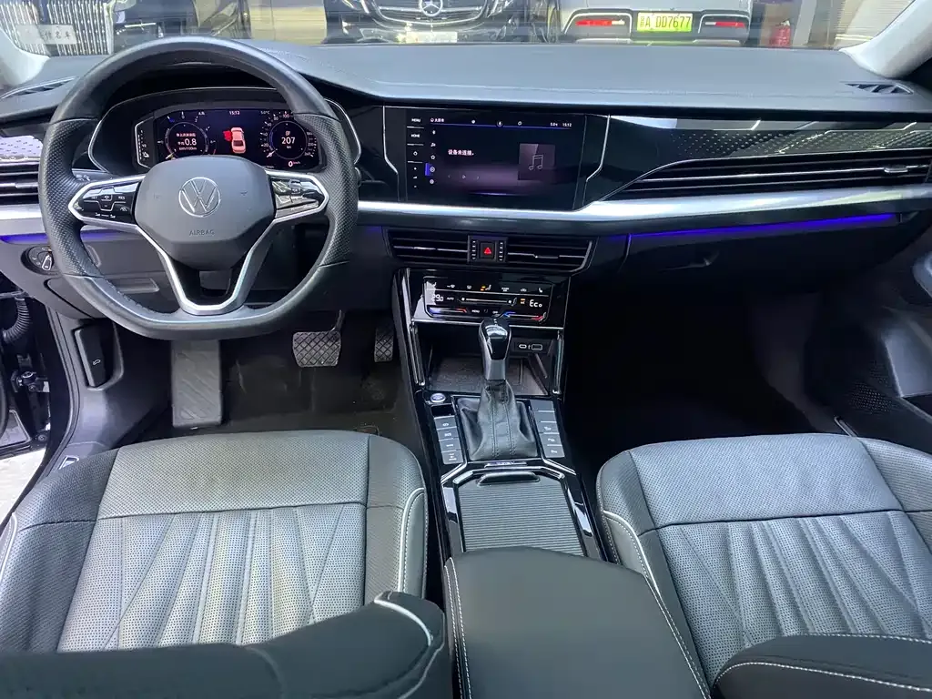 Volkswagen Passat New Energy — фото 8
