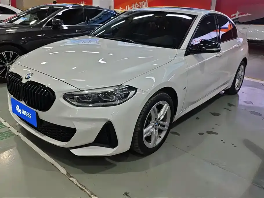 BMW 1 Series — фото 1