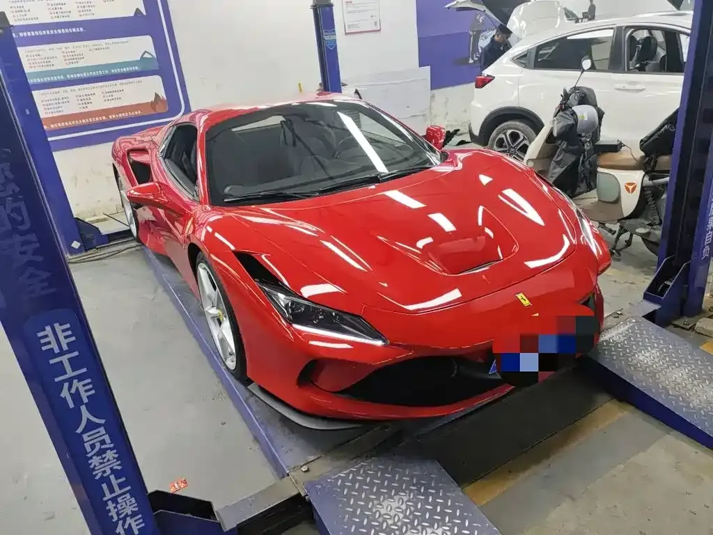 Ferrari F8 — фото 5