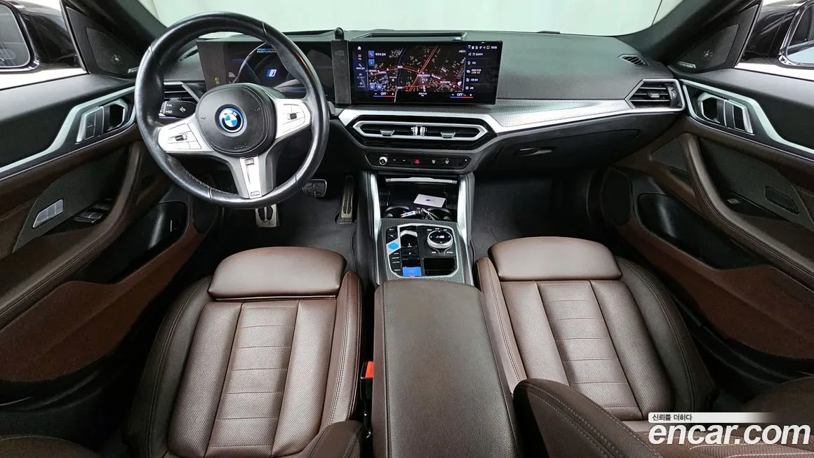 BMW i4 — фото 7
