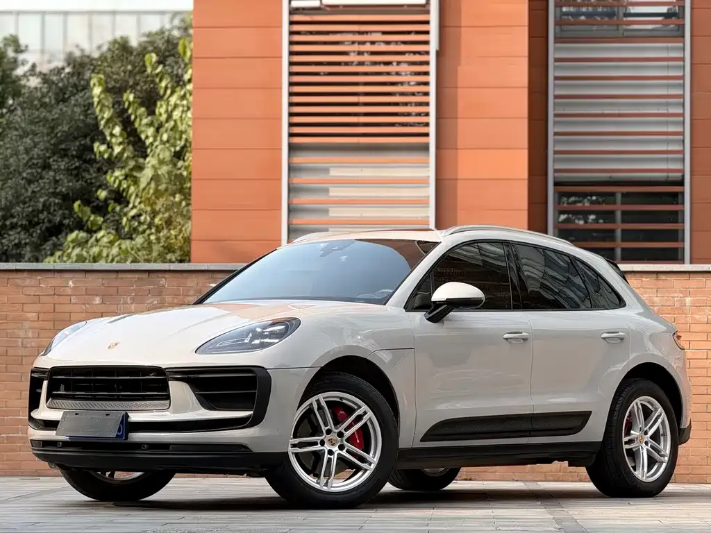 Porsche Macan — фото 1