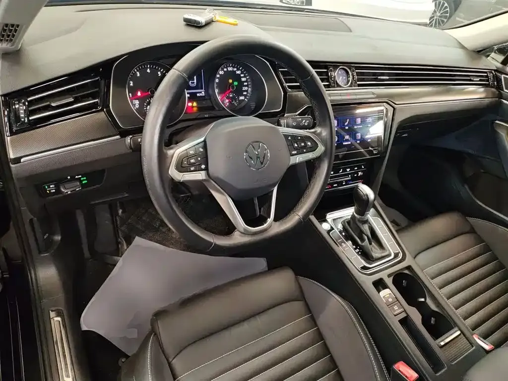 Volkswagen Magotan — фото 10