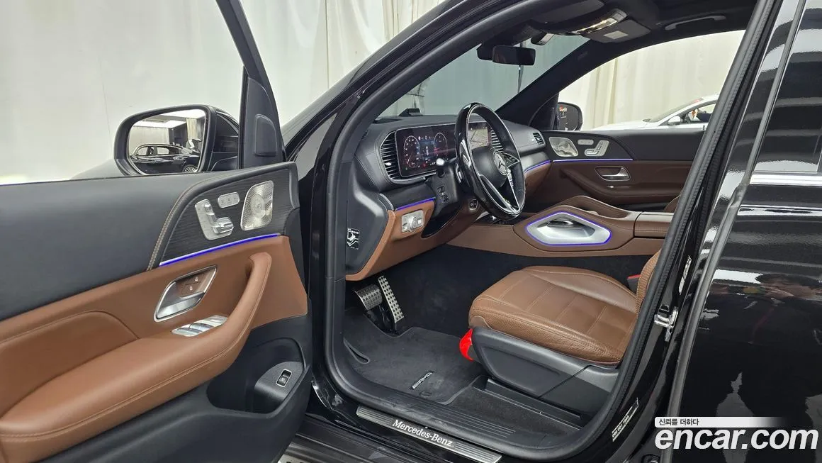 Mercedes-Benz GLS-Class — фото 10