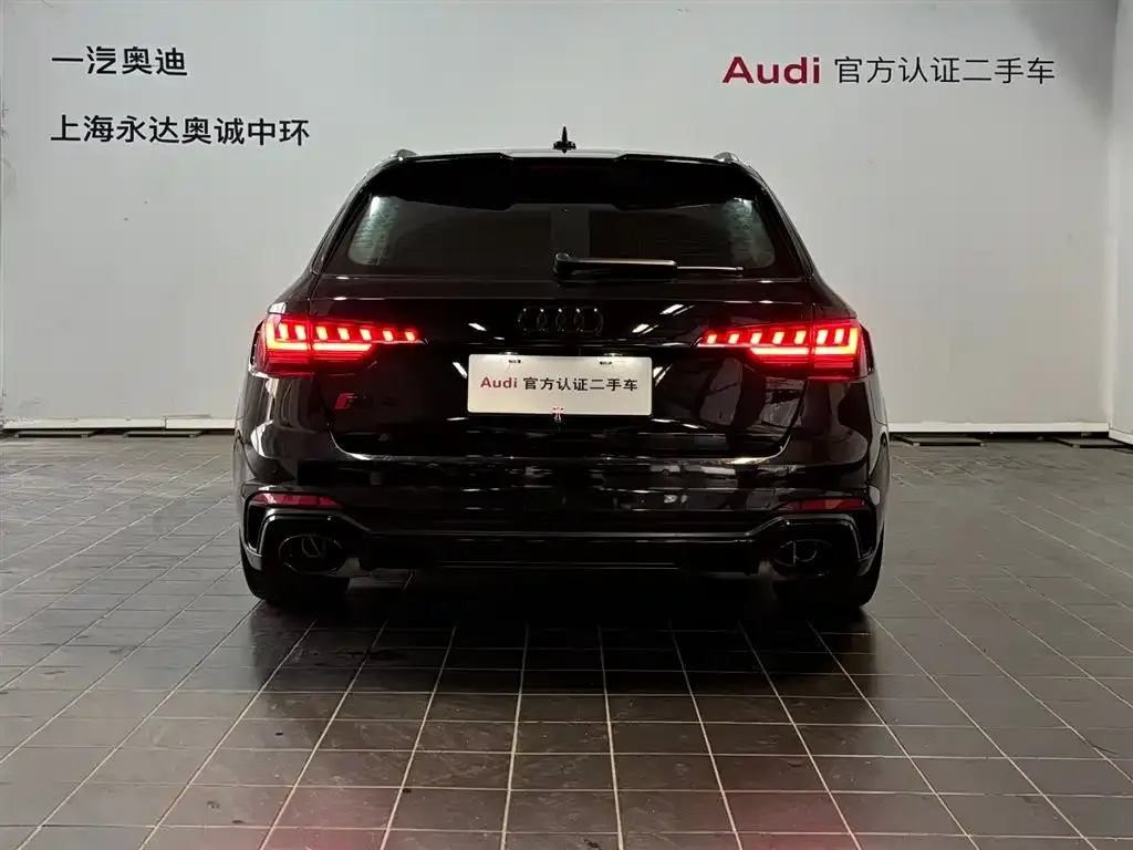 Audi RS 4 — фото 4