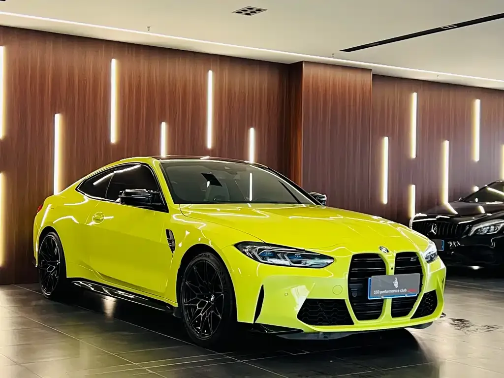 BMW M4 — фото 1
