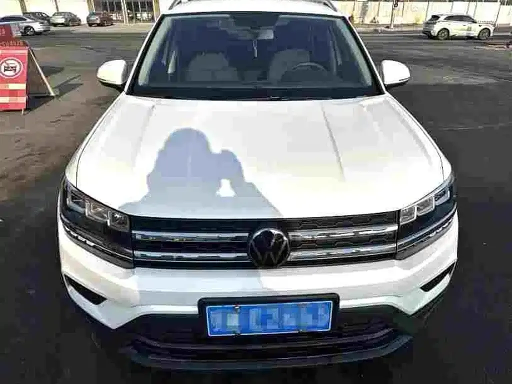 Volkswagen Tharu — фото 9